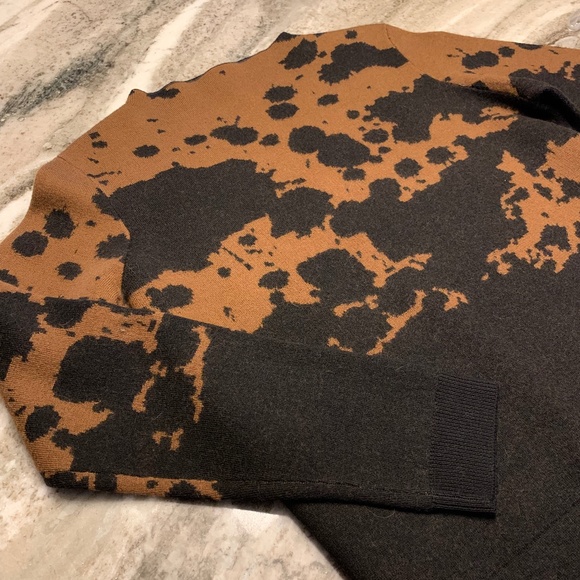 Burberry – Soft Wool Black and Brown Patterned Sweater Sz L. Excellent condition - Picture 3 of 9